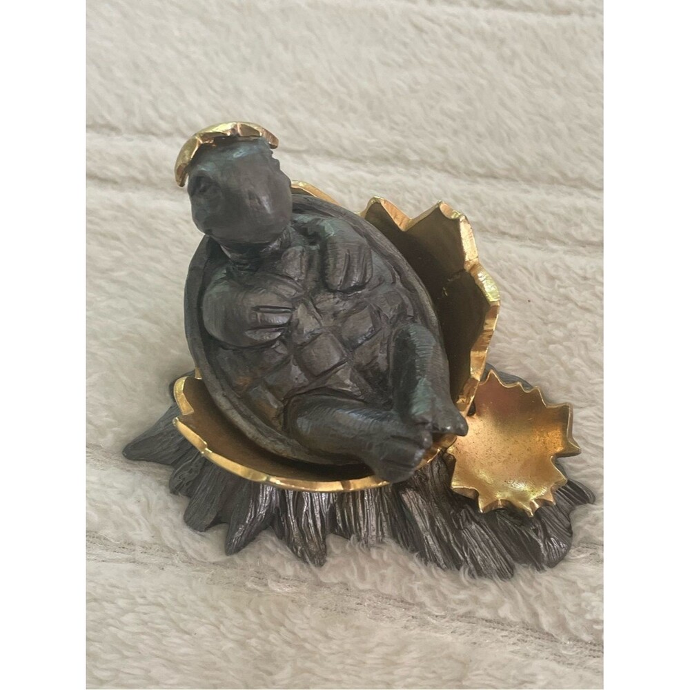 Michael Ricker Limited Edition "Turtle Hatching” 1995 Pewter Figurine 395/2600